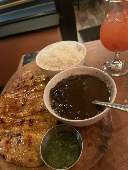 GAUCHOS STEAKHOUSE Picture 5