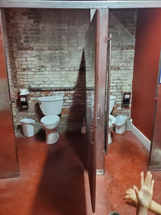 La Gladys Restaurant IV Picture 2