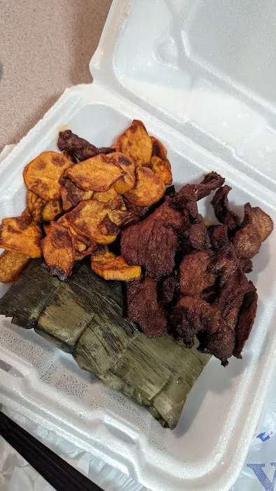 La Gladys Restaurant IV Picture 7