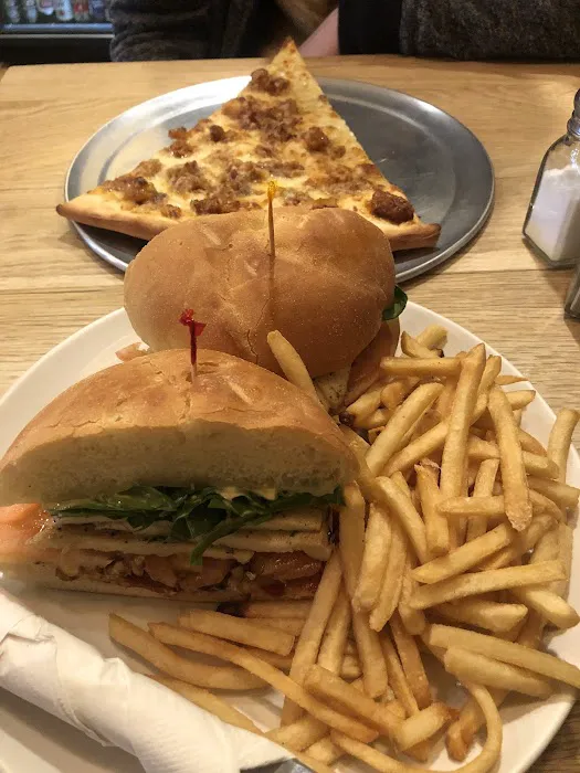 Carlo's Pizza Picture 8