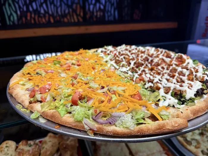 Midway's Villa Roma Picture 3