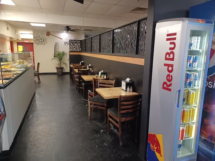 Midway's Villa Roma Picture 2