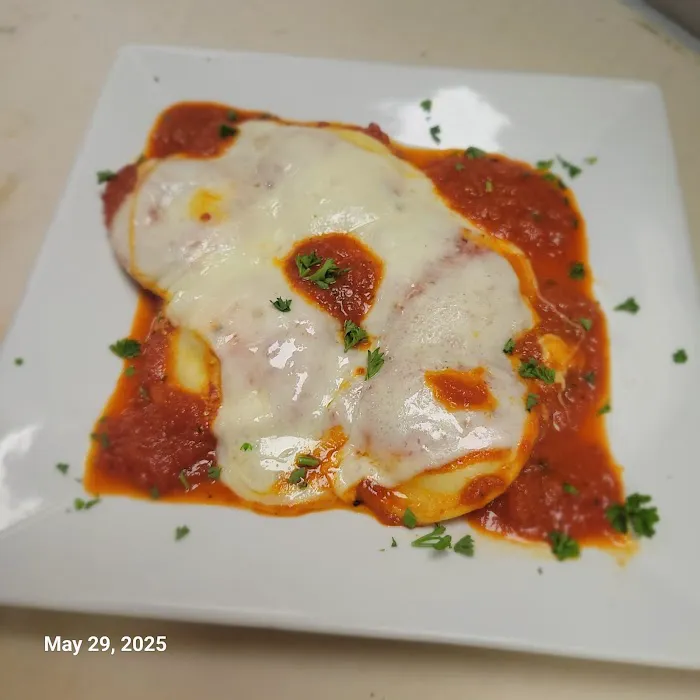 Midway's Villa Roma Picture 1