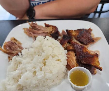 Nelly's Mofongo Restaurant and Bar