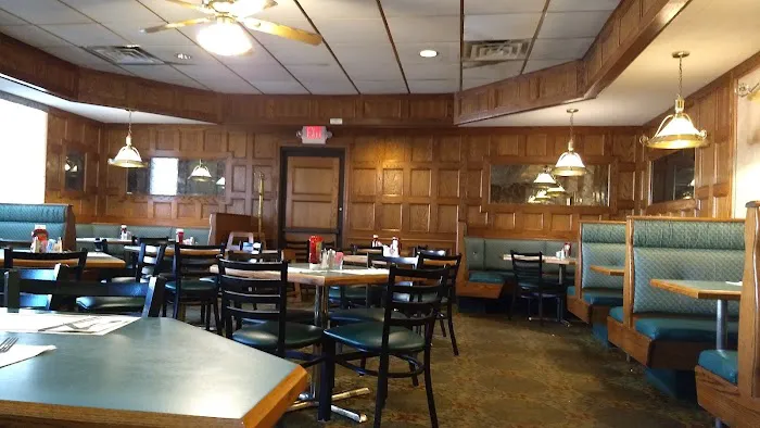 Coach Diner Picture 5