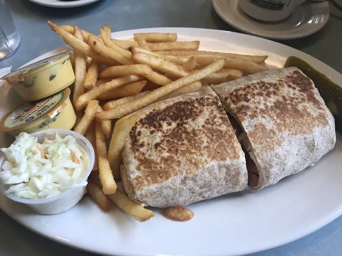 Coach Diner Picture 8