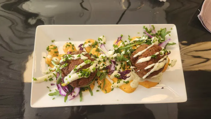 Foodie Lounge Picture 1