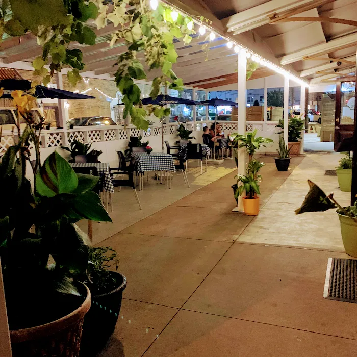 SAGRES BAR AND GRILL Picture 5