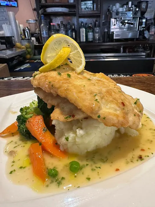 SAGRES BAR AND GRILL Picture 3