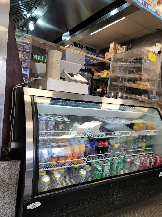 J & A Little Deli Picture 5