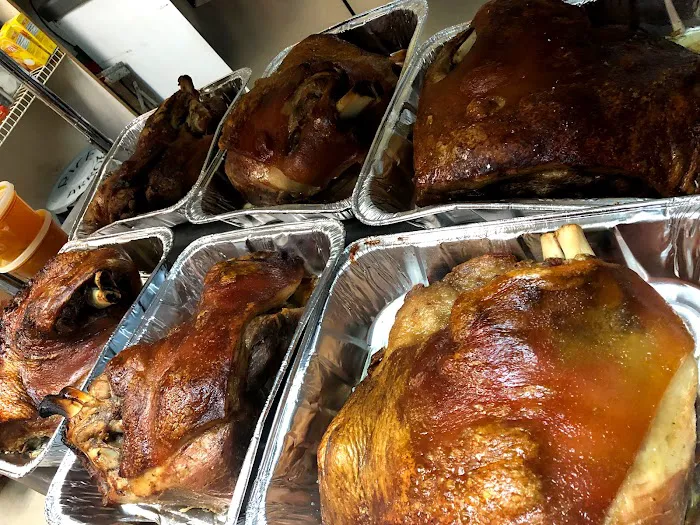 Vinny's Restaurant & Pizza Picture 6