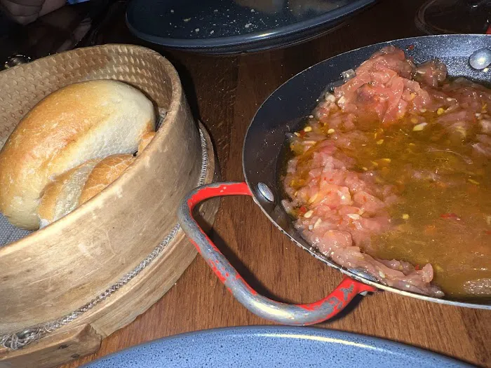 Mompou Tapas Bar & Restaurant Picture 8