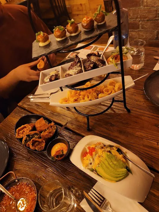 Mompou Tapas Bar & Restaurant Picture 7