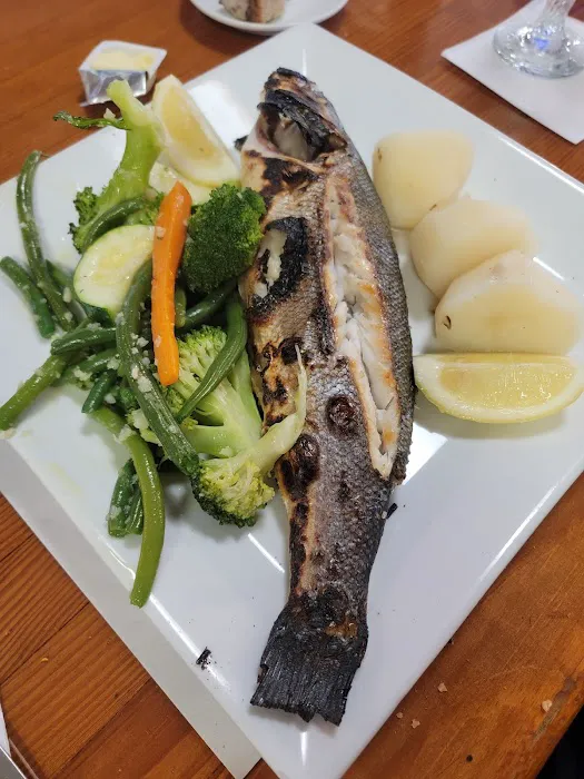 Hot Spot Diner Picture 4