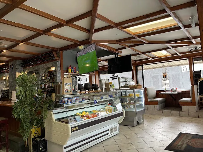 Hot Spot Diner Picture 3