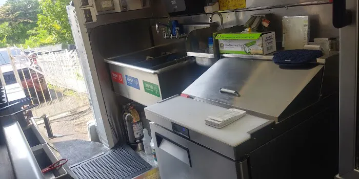 S&M Afuego Food Trailer Picture 4