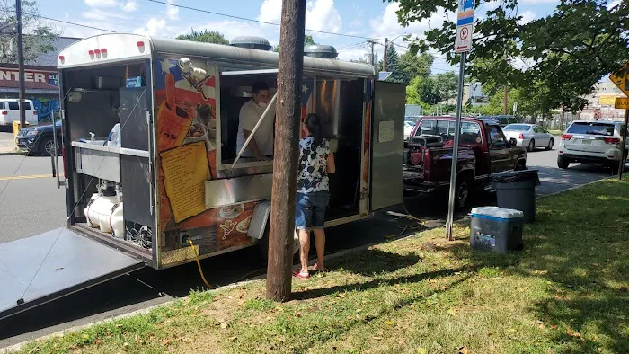 Antojos puertoriqueno Picture 3