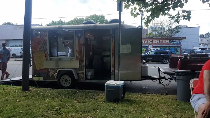 Antojos puertoriqueno Picture 5