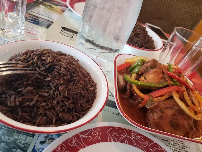 Elza's Restaurant Café & Grill Picture 8