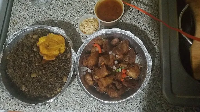 Elza's Restaurant Café & Grill Picture 4