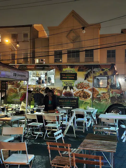 The Jamaican Food Truck Picture 8