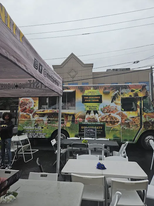 The Jamaican Food Truck Picture 3