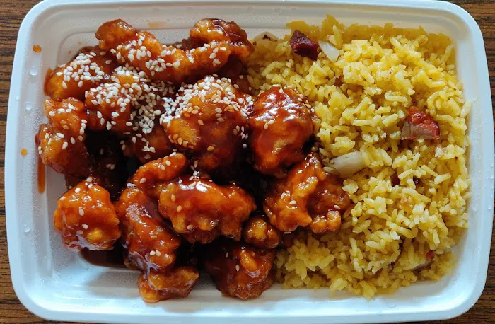 New Peking Restaurant Picture 6