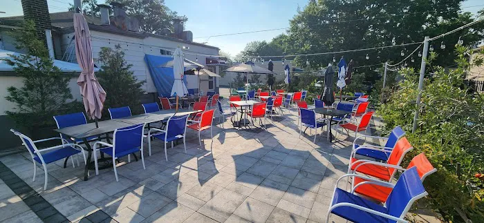 Garden Restaurant Picture 2