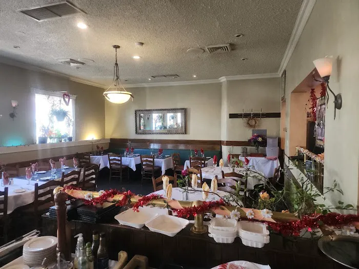 Garden Restaurant Picture 3