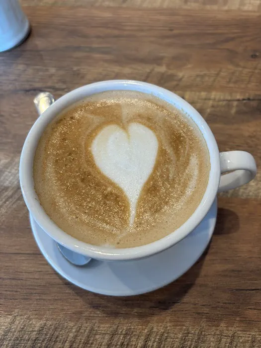 Nova's Restaurant and Coffee Shop Picture 3