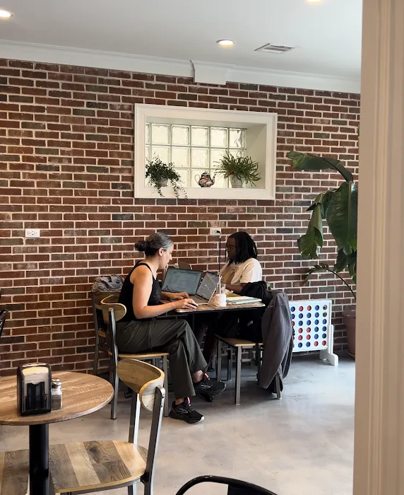 Nova's Restaurant and Coffee Shop Picture 9