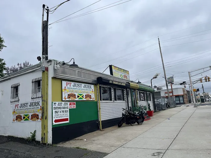 PT JUST JERK Jamaican Cuisine Picture 7
