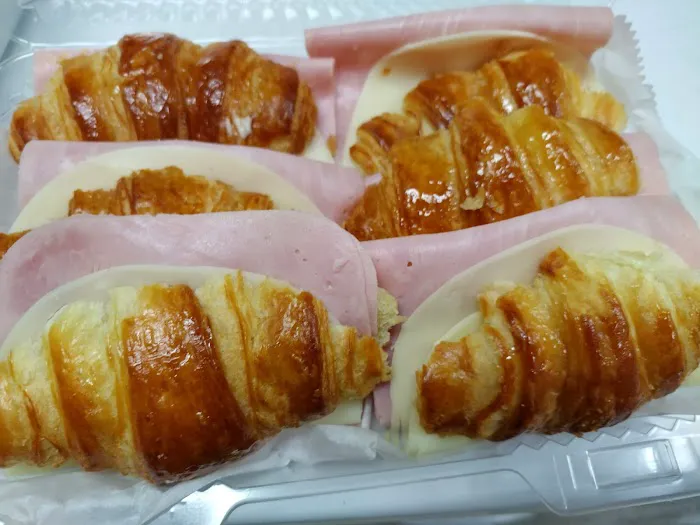 Dulce Aroma: Panaderia Rioplatense, HILLSIDE NJ Picture 2