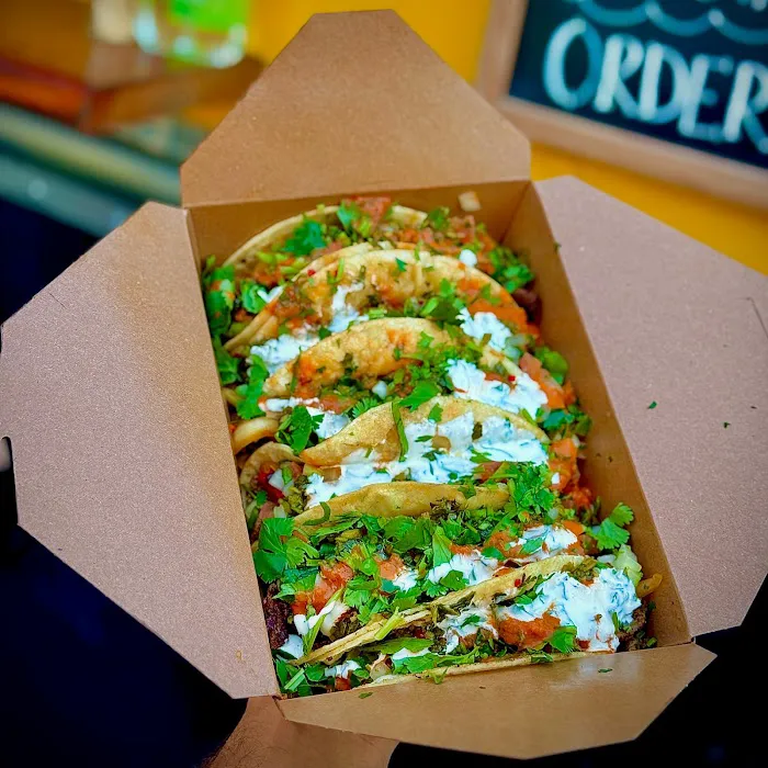 Grub’s Taqueria Picture 9