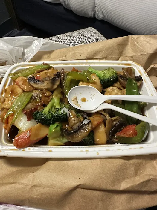 Golden Garden Restaurant Picture 2