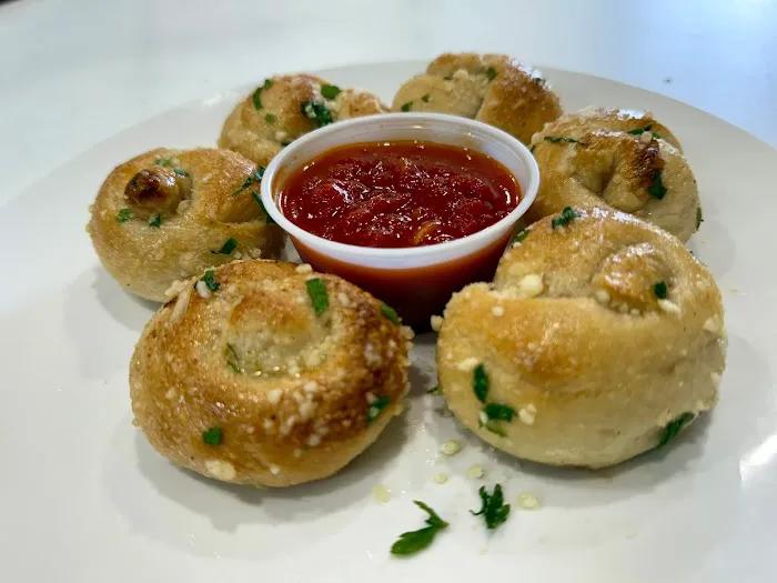 Victorinos Pizza and Restaurant Picture 1