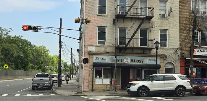 John's Market Picture 1