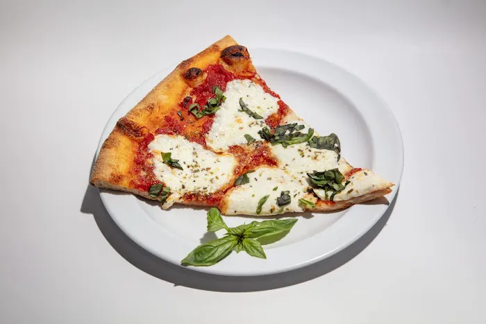 Champions Chicken & Pizza Restaurant Picture 5