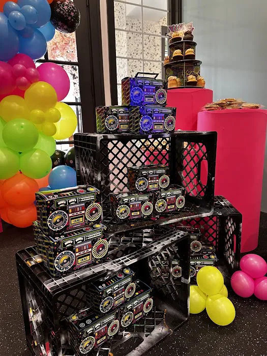 Good Life Clubhaus Juice Bar & Play Café Picture 5