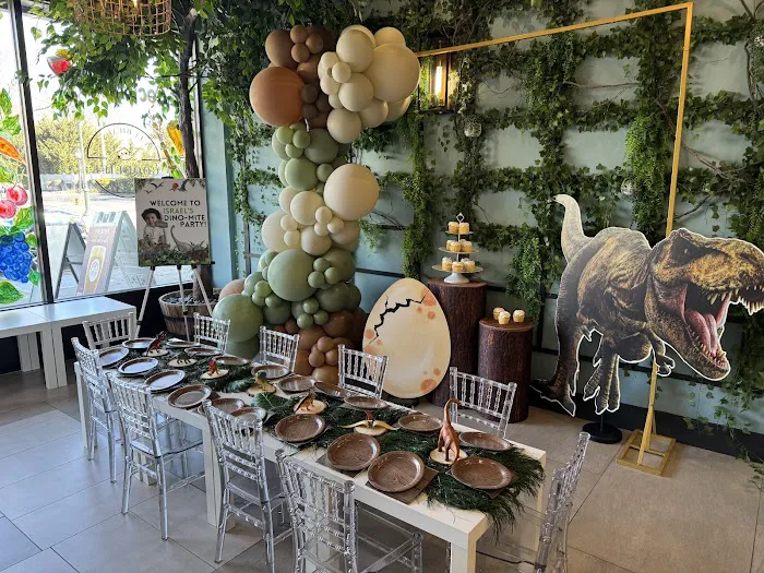 Good Life Clubhaus Juice Bar & Play Café Picture 8