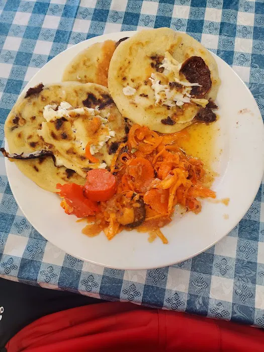 Pupuseria salvadoreña 1 Picture 4