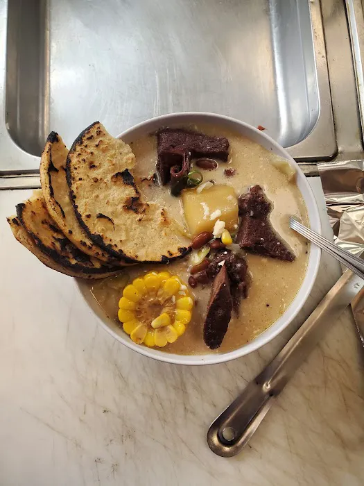 Pupuseria salvadoreña 1 Picture 9