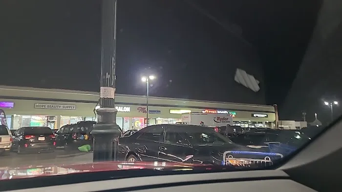 Cayenne Nashville Hot Chicken Picture 10