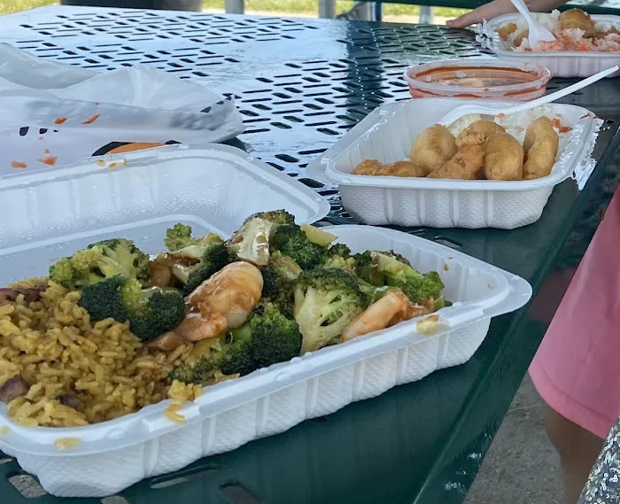 Golden Kitchen Chinese Food Picture 3