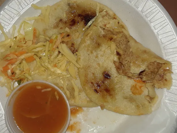 KB Deli Restaurant Picture 3