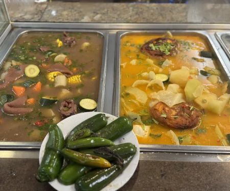 Como En Casa Deli Restaurant