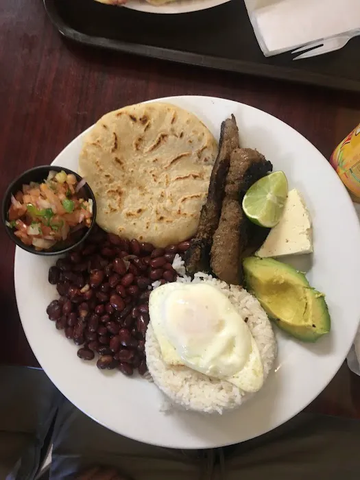 La Paz Deli & Restaurant Picture 1