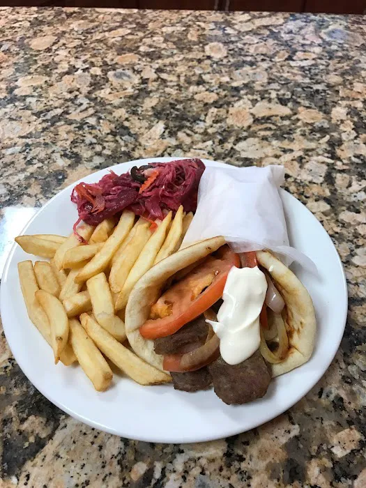 La Paz Deli & Restaurant Picture 3