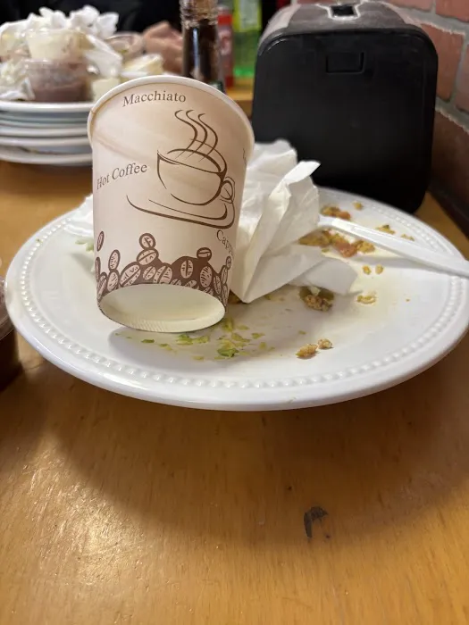 Tia's Deli Corp Picture 7