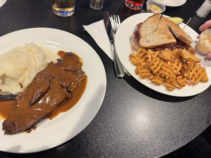 Sal's Place Picture 7